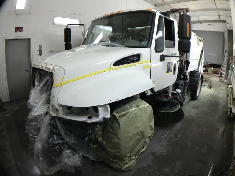 Truck Body Repair Shop